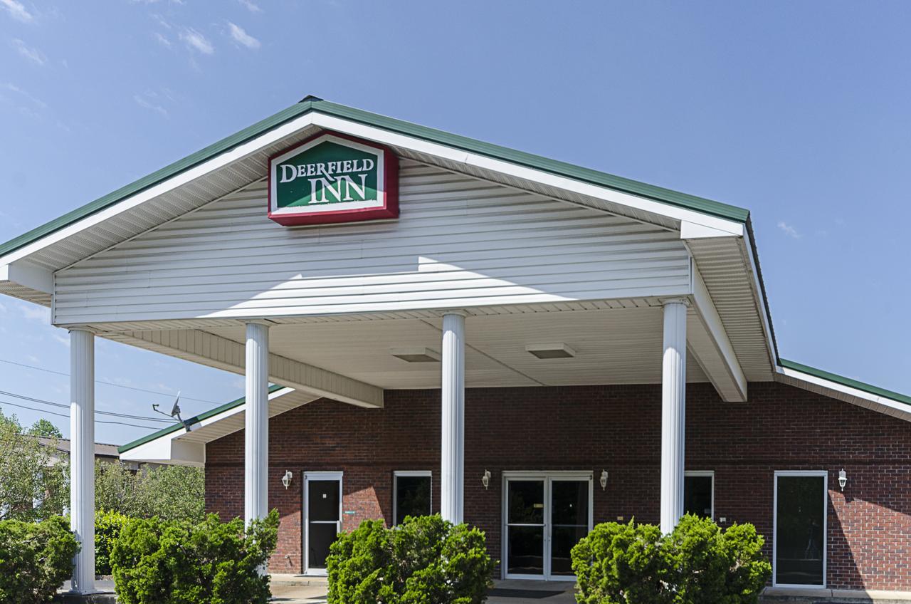 Deerfield Inn Parsons Exteriör bild